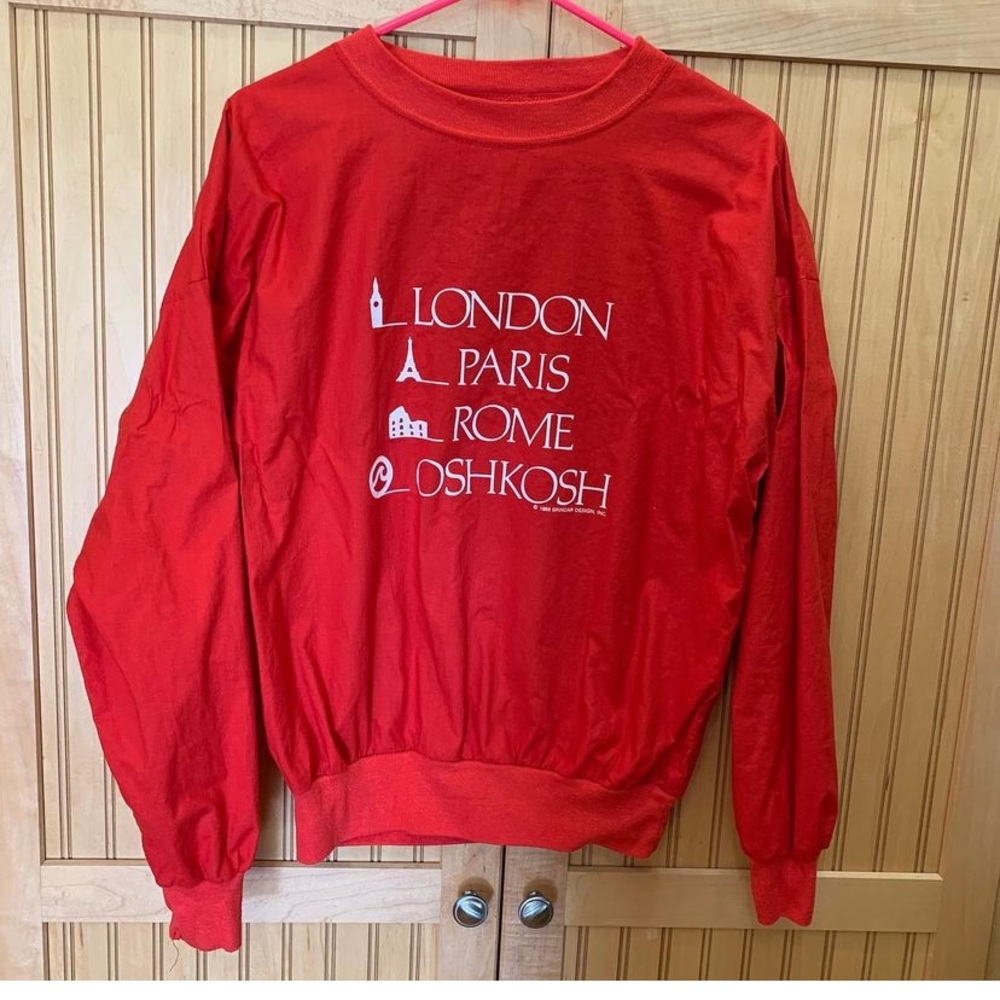 Vintage oshkosh Wi sweatshirt